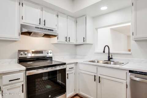 1699 E Glenn Street, Tucson, AZ 85719