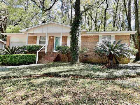 2405 Hideaway Court, Tallahassee, FL 32303