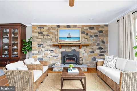 21 WATERVIEW POINT, COLONIAL BEACH, VA 22443