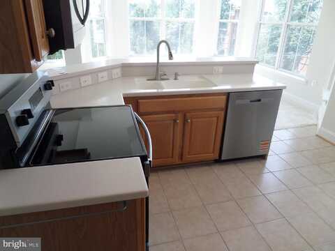 8600 LIBERTY TRAIL, MANASSAS, VA 20110