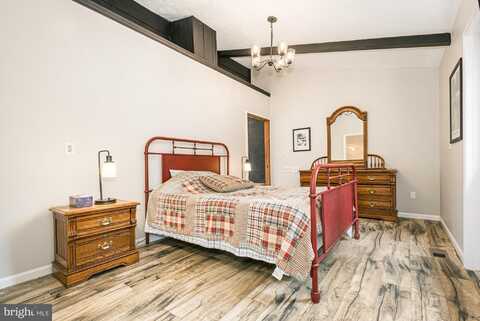 3930 MAYHEW INN ROAD, OAKLAND, MD 21550