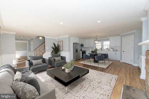 605 NECK ROAD, BURLINGTON, NJ 08016