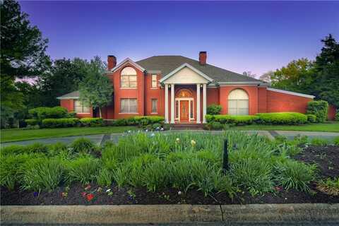 2356 N Primrose LN, Fayetteville, AR 72703