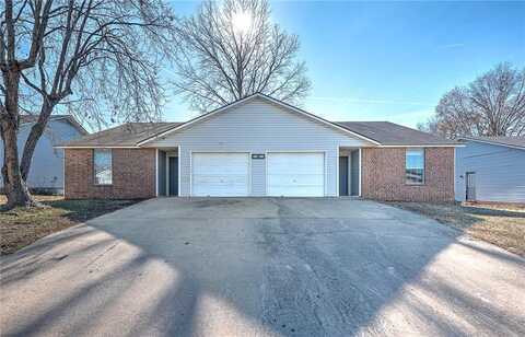 4393 & 4405 W Bluebird ST, Fayetteville, AR 72704