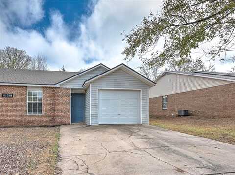 1310 N Boxley AVE, Fayetteville, AR 72704