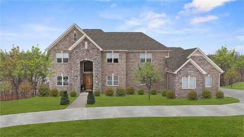 80 Charleston Sq, Bally, PA 15143