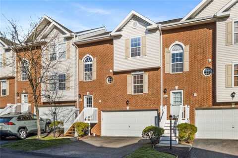 7314 Gena Ct, Shaler, PA 15209