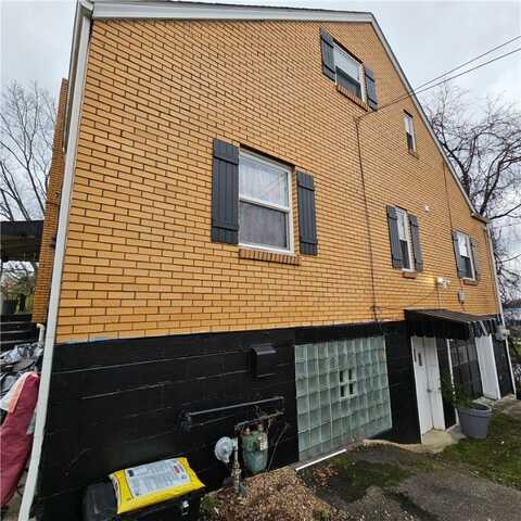 3206 Maryland Ave, Versailles, PA 15137