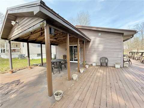 1806 Graceland Rd, Neshannock Twp, PA 16105