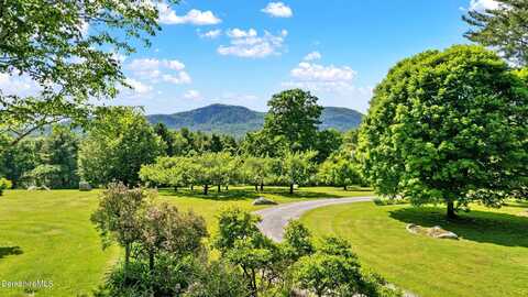 300 Alcott Rd, Great Barrington, MA 01230