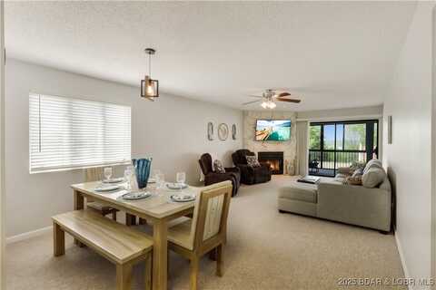 6 Costa Del Sol Drive, Lake Ozark, MO 65049