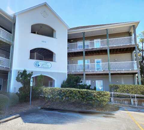 100 Lighthouse Lane, Cedar Point, NC 28584