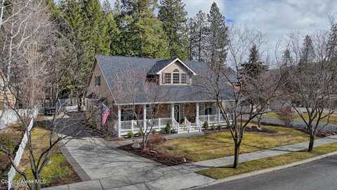 809 S Riverside Harbor Dr, Post Falls, ID 83854