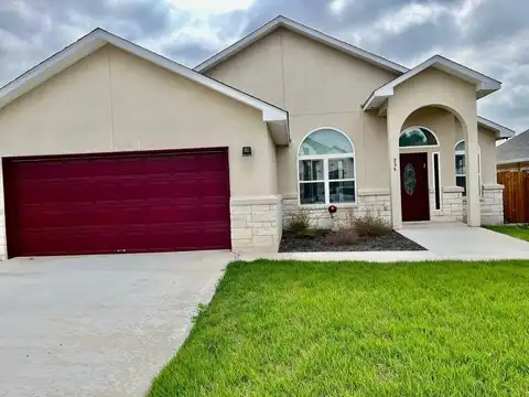 234 Dudley Way, Fredericksburg, TX 78624