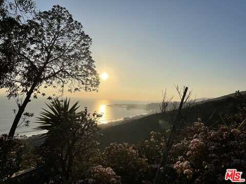 22105 Carbon Mesa Rd, Malibu, CA 90265