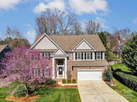 6423 Red Maple Drive, Charlotte, NC 28277