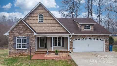 1263 Waterford Drive, Hickory, NC 28602