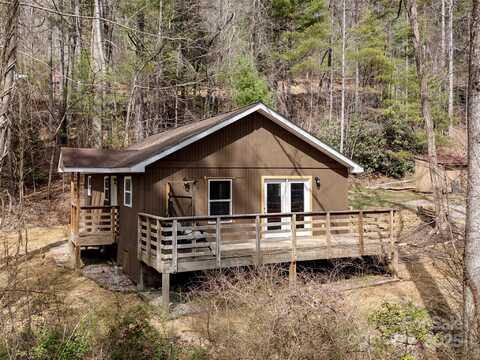 521 Lake Falls Road, Hendersonville, NC 28739