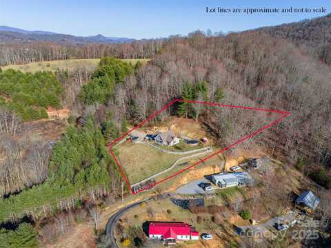 83 Roland Street, Burnsville, NC 28714