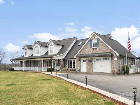 727 Jenkins Valley Road, Alexander, NC 28701
