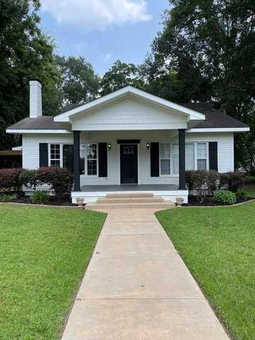 405 Cleveland, Headland, AL 36345