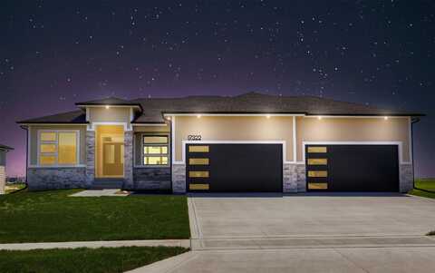 17322 North Valley Drive, Urbandale, IA 50323