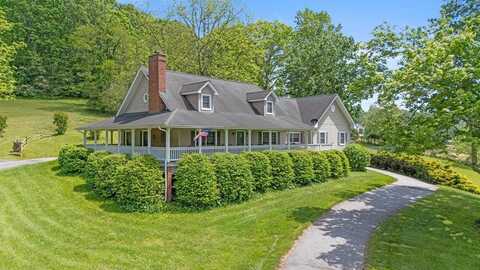 65 Spencer Lane, Franklin, NC 28734