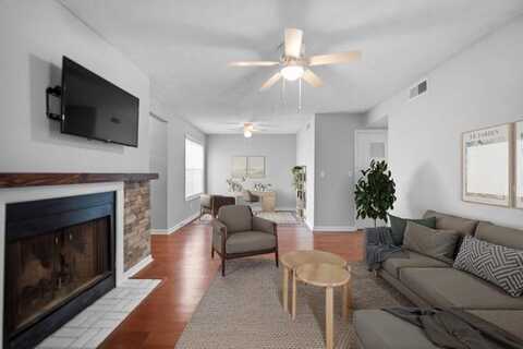 706 Glenleaf Drive, Peachtree Corners, GA 30092