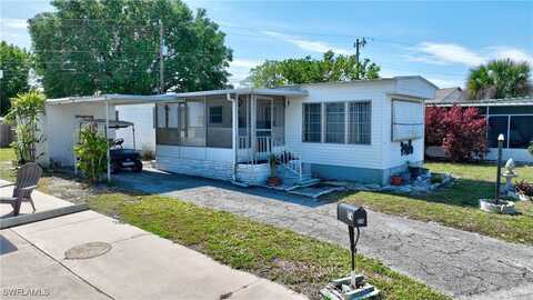 174 Santa Fe Trail, North Fort Myers, FL 33917