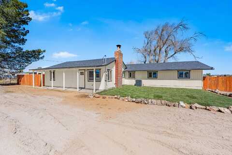 8331 W Ave E12, Lancaster, CA 93536