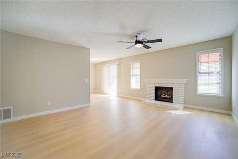 6649 W Tropicana Avenue, Las Vegas, NV 89103