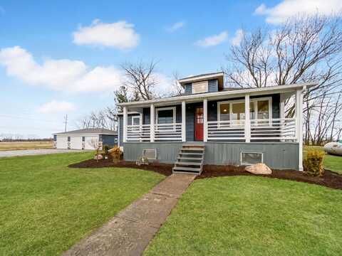 1528 W 153rd Avenue, Crown Point, IN 46307