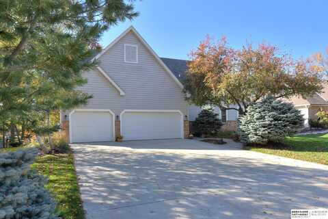 75 Ginger Woods Terrace, Valley, NE 68064