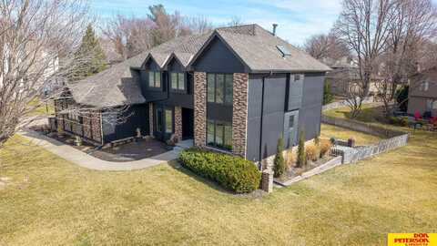1325 N 127th Street, Omaha, NE 68154