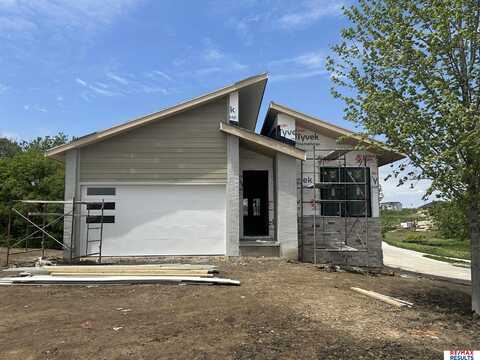 20102 W Street, Omaha, NE 68135