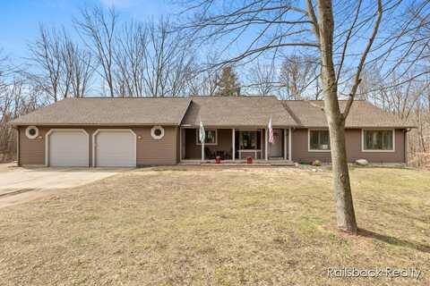 162 E 56th Street, Newaygo, MI 49337