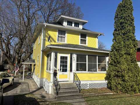 210 S Riverview Drive, Kalamazoo, MI 49004