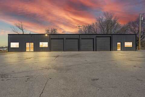 203 W South Street, Ozark, MO 65721