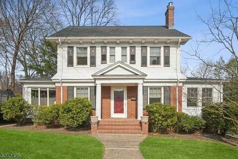 39 Collinwood Rd, Maplewood, NJ 07040