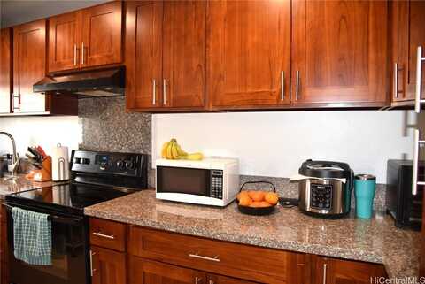 98-650 Moanalua Loop, Aiea, HI 96701
