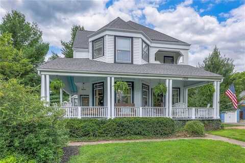 1328 Main Street, Parkville, MO 64152