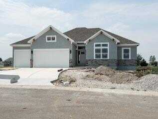 16487 W 166th Place, Olathe, KS 66062