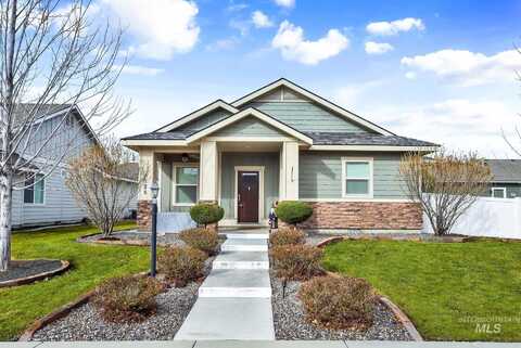 3725 S Teakwood Dr, Nampa, ID 83686