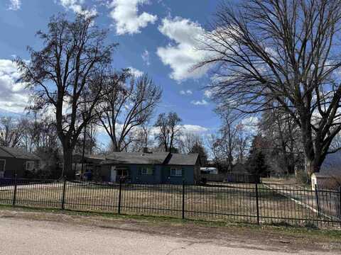 323 N Olde Park, Eagle, ID 83616