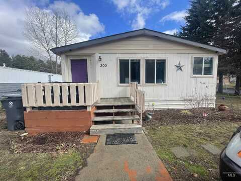 411 N Almon, Moscow, ID 83843