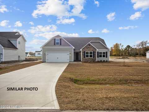 514 Orchard Creek Drive, Richlands, NC 28574