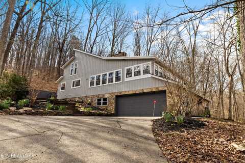108 Barrington Drive, Oak Ridge, TN 37830