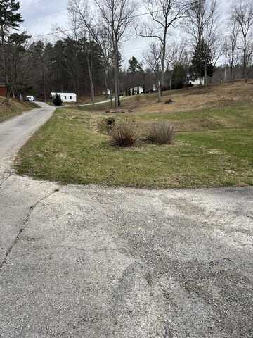 26 Family Circle, Corbin, KY 40701