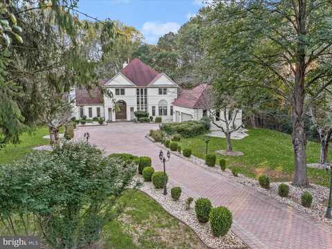 1 LAKE POTOMAC CT, POTOMAC, MD 20854