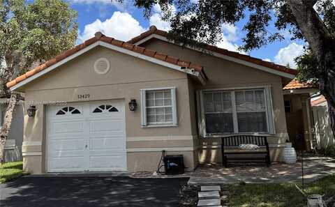 13429 NW 5th Ct, Plantation, FL 33325